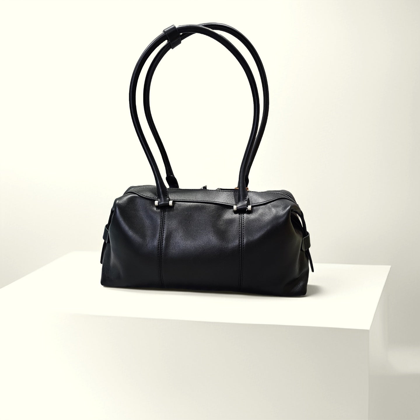 Layla Boston Bag (Black)