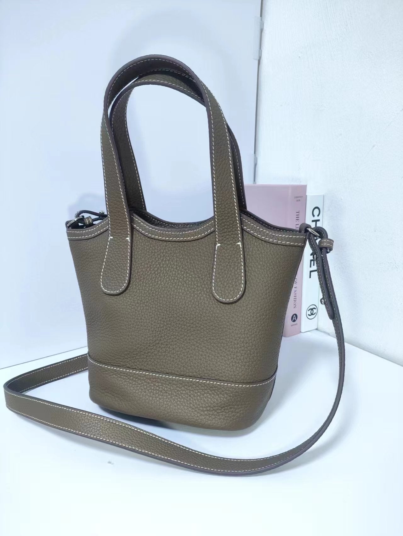 Milani Bucket Bag (Grey)